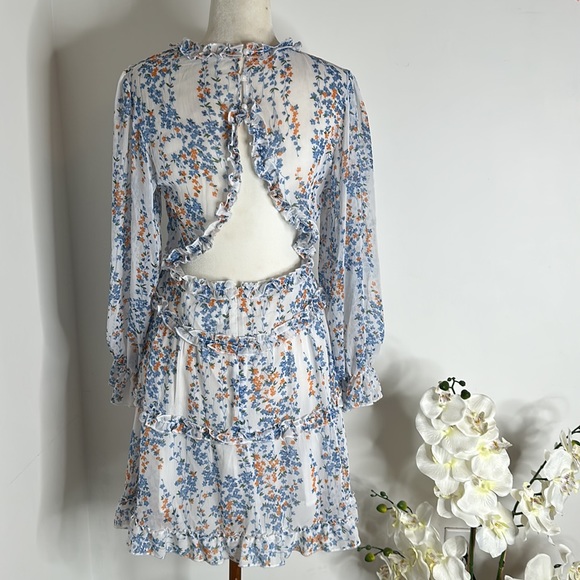 Beautiful Floral Print Women’s Dress Size M - Picture 2 of 10